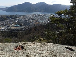 2021-4-24 大野城山からの宮島風景